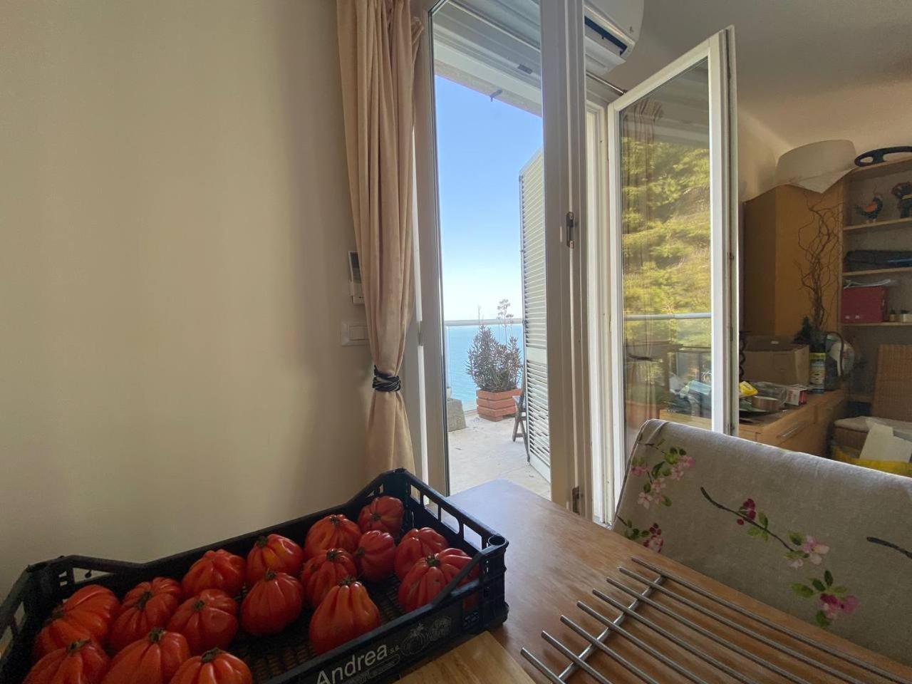 Apartamento Attico Sul Mare Grimaldi  Exterior foto